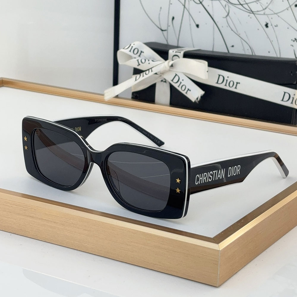 Dior Side Letter Plate Frame sunglasses Top quality (Replica)