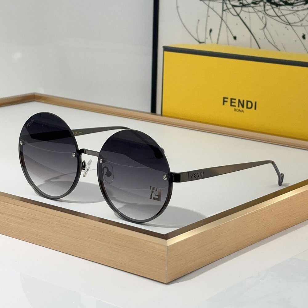 Fendi Lightweight Round Sunglasses Top quality (Replica)