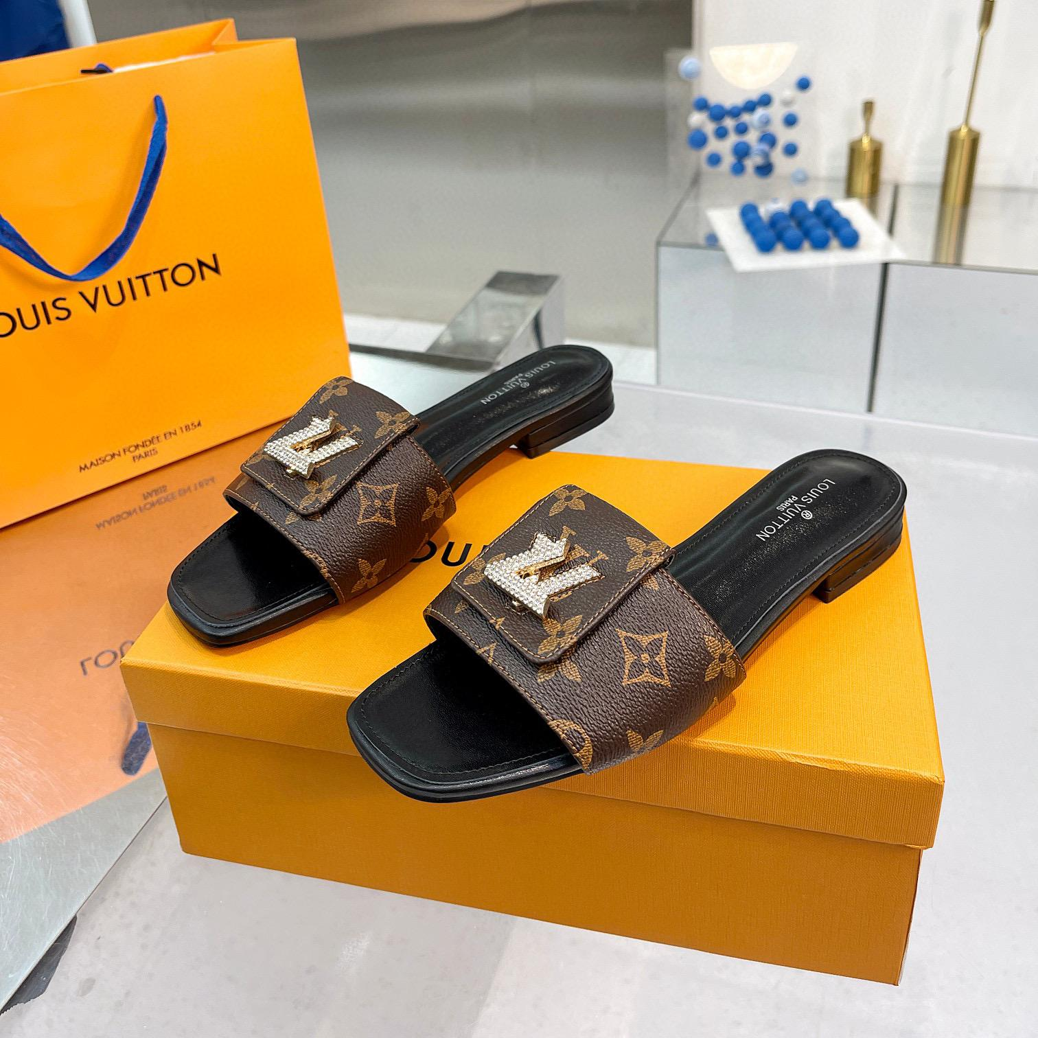Louis Vuitton LV Comfortable Leather Flip-fFops Slide Sandal (Replica)