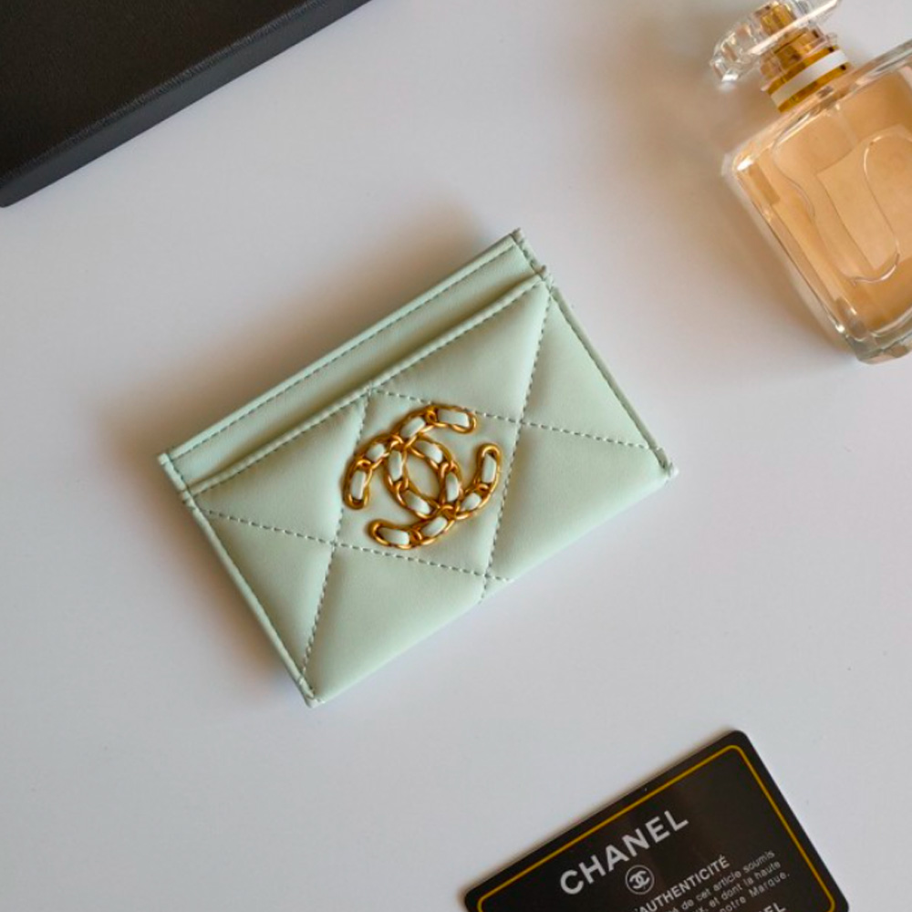 Chanel Sheepskin Card Holder(Replica)