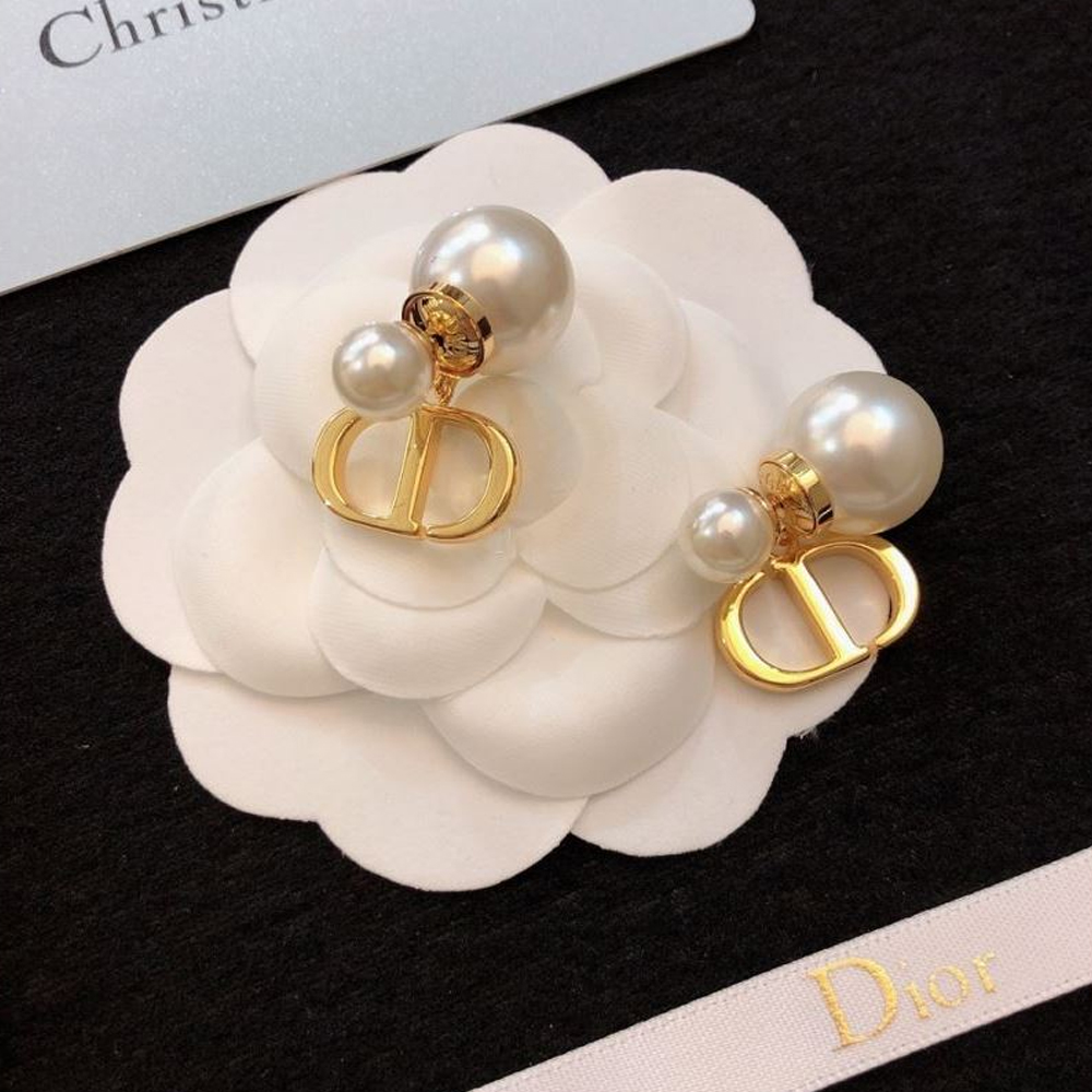 Christian Dior pearl earrings