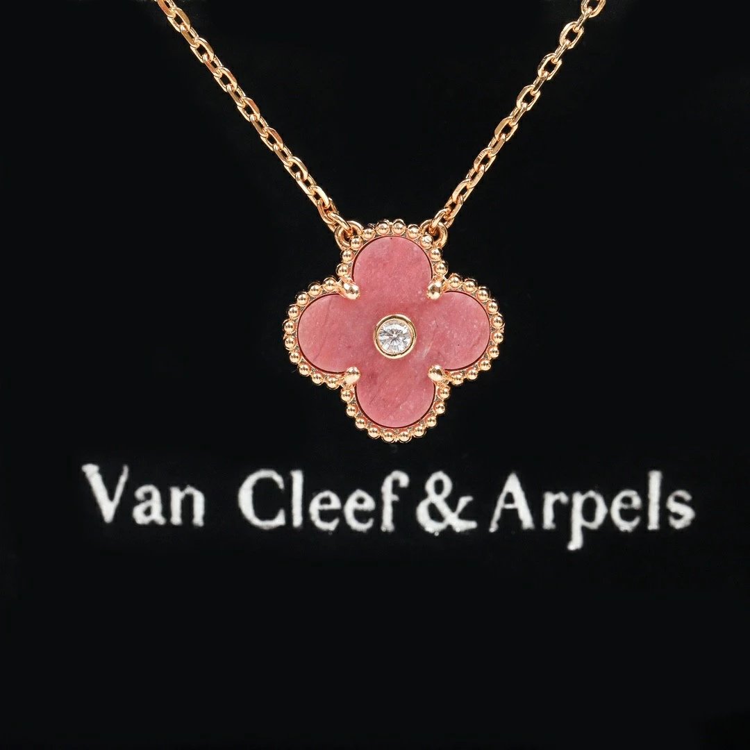 Van Cleef&Arpels VCA alhambra Natural rhodonite Necklace