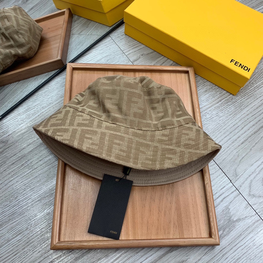 Fendi Breathable And Comfortable Fisherman Hat Sunhat (Replica)