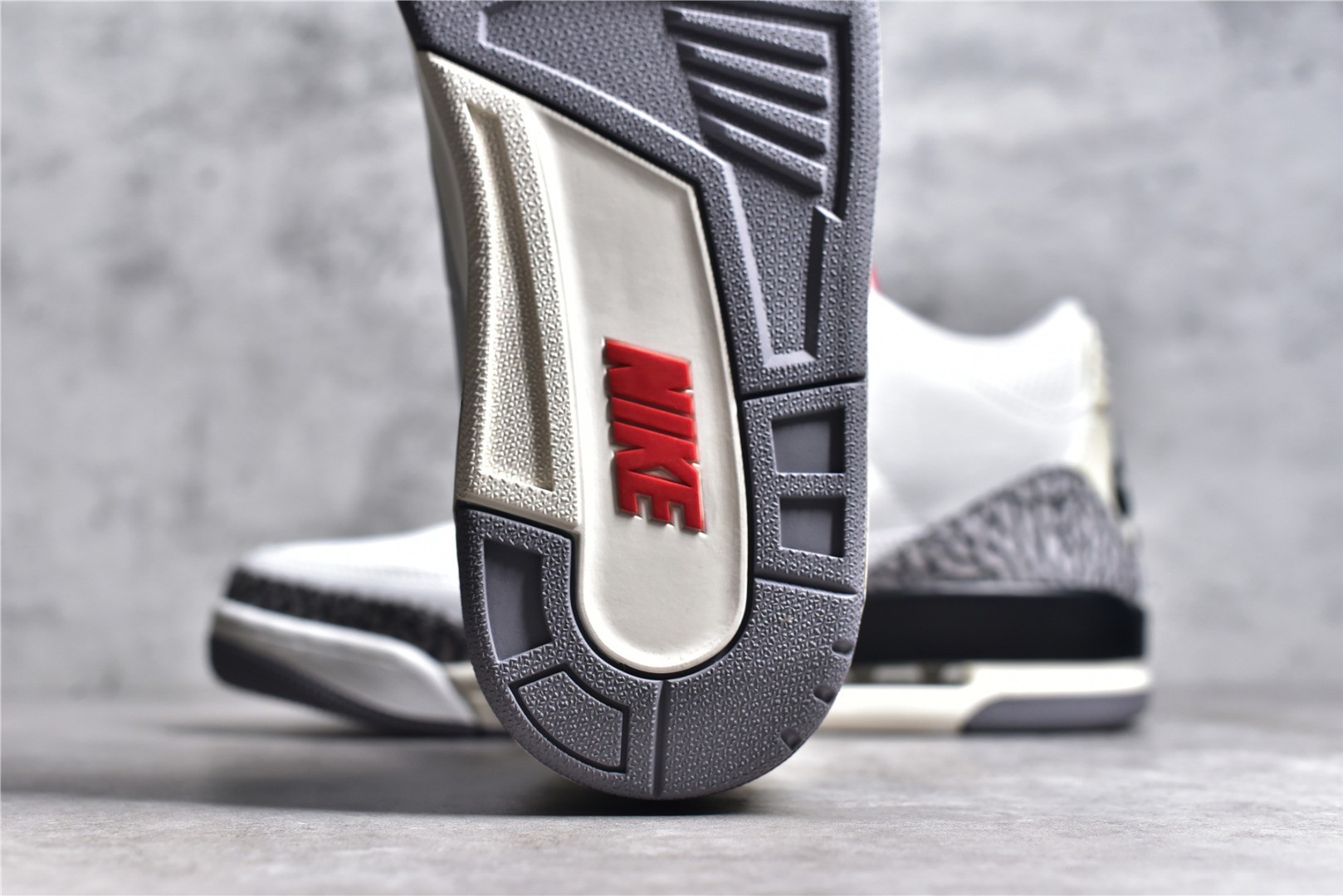 Jordan 3 Retro White Cement (2013)