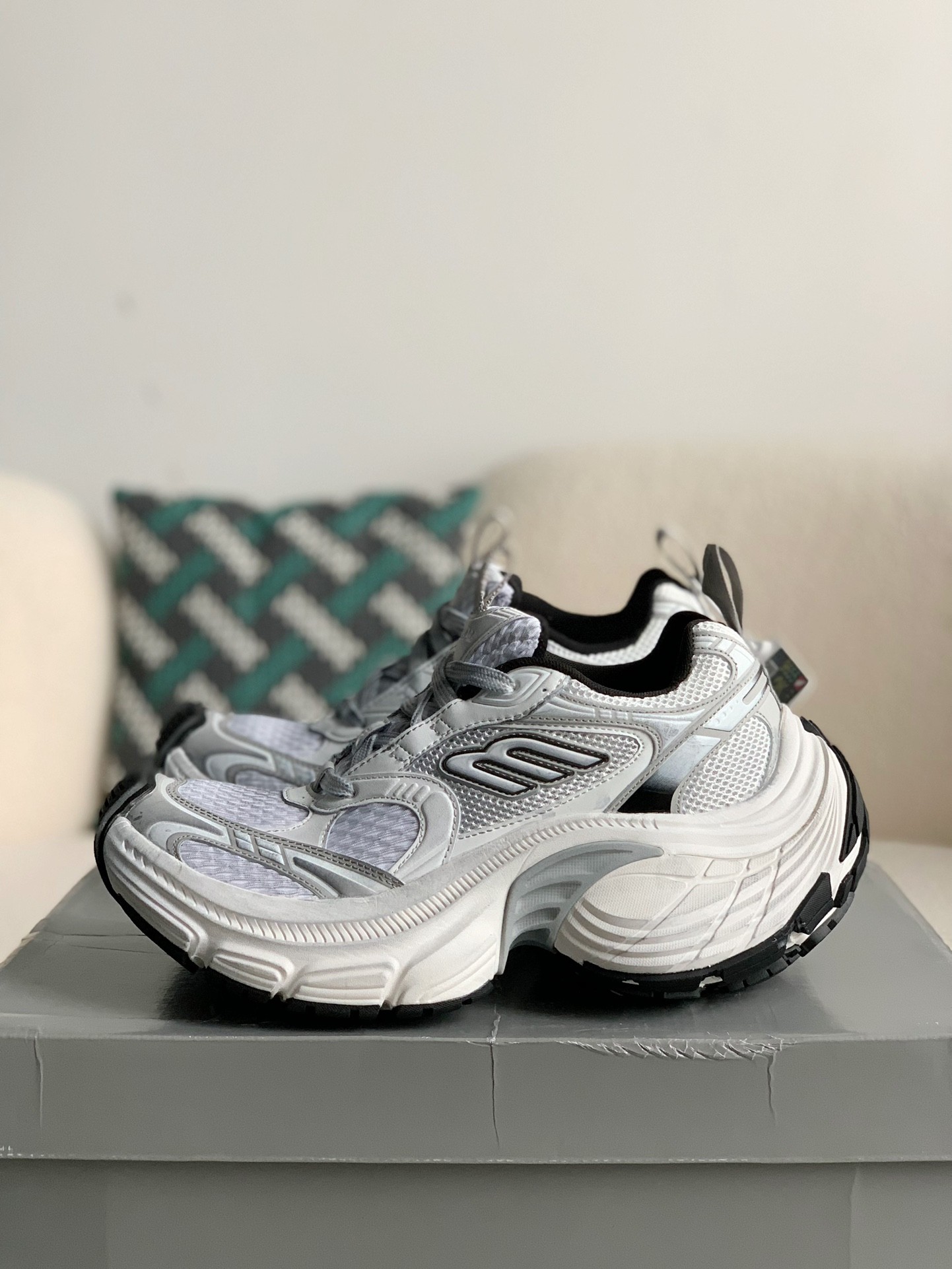 Balenciaga Runner Sneaker