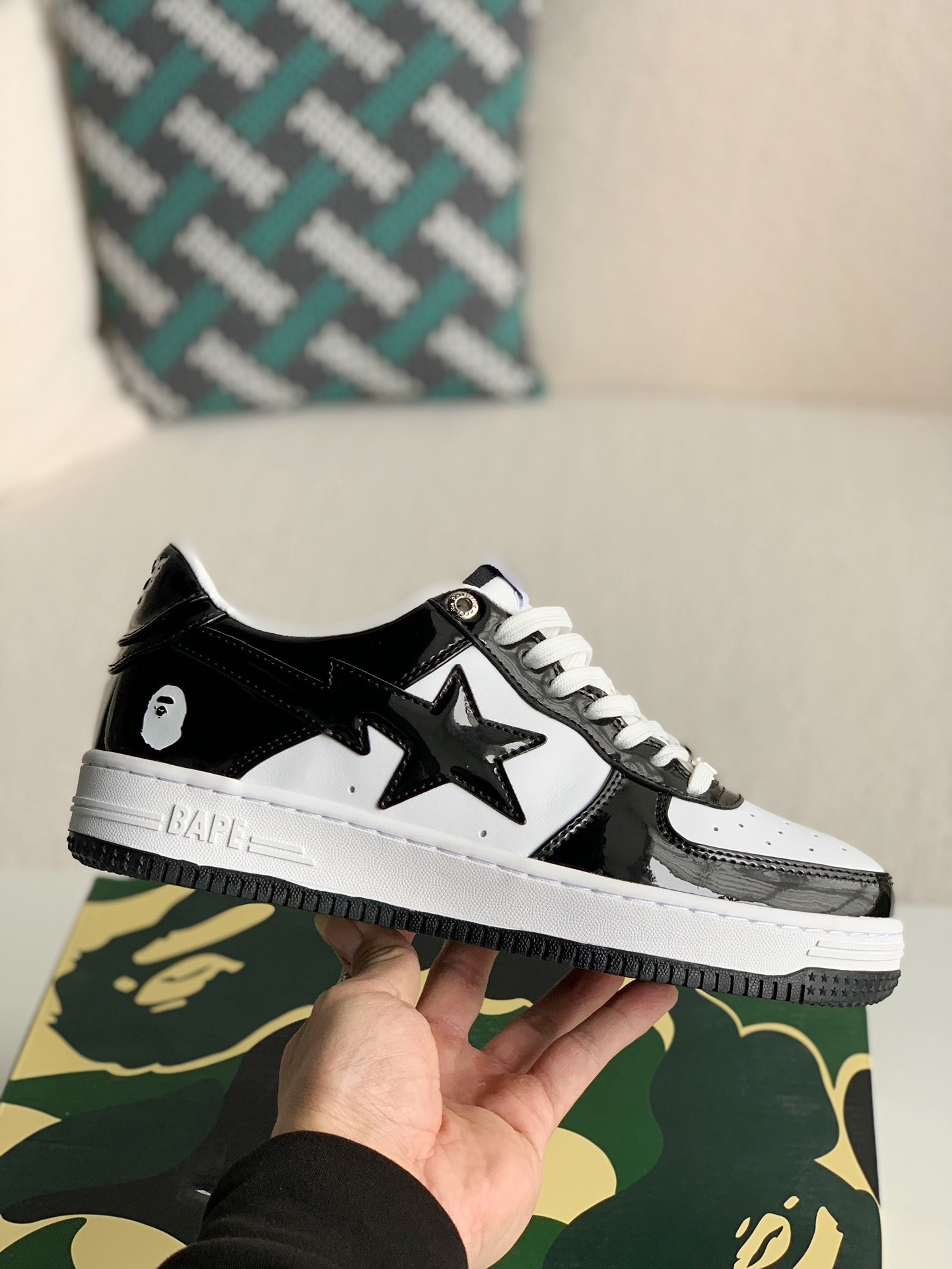 A BATHING APE Mens BAPE STA LOW SNEAKER