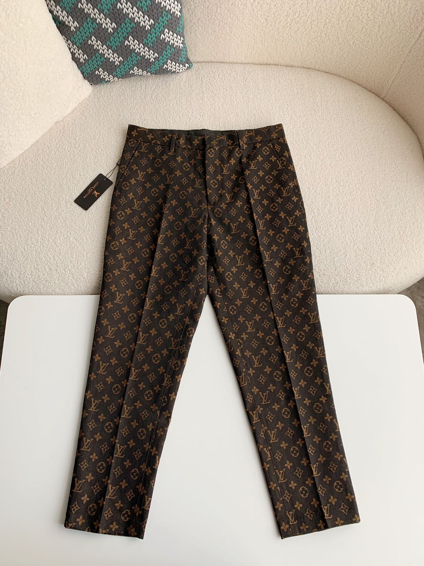 Louis Vuitton Casual trousers Pants