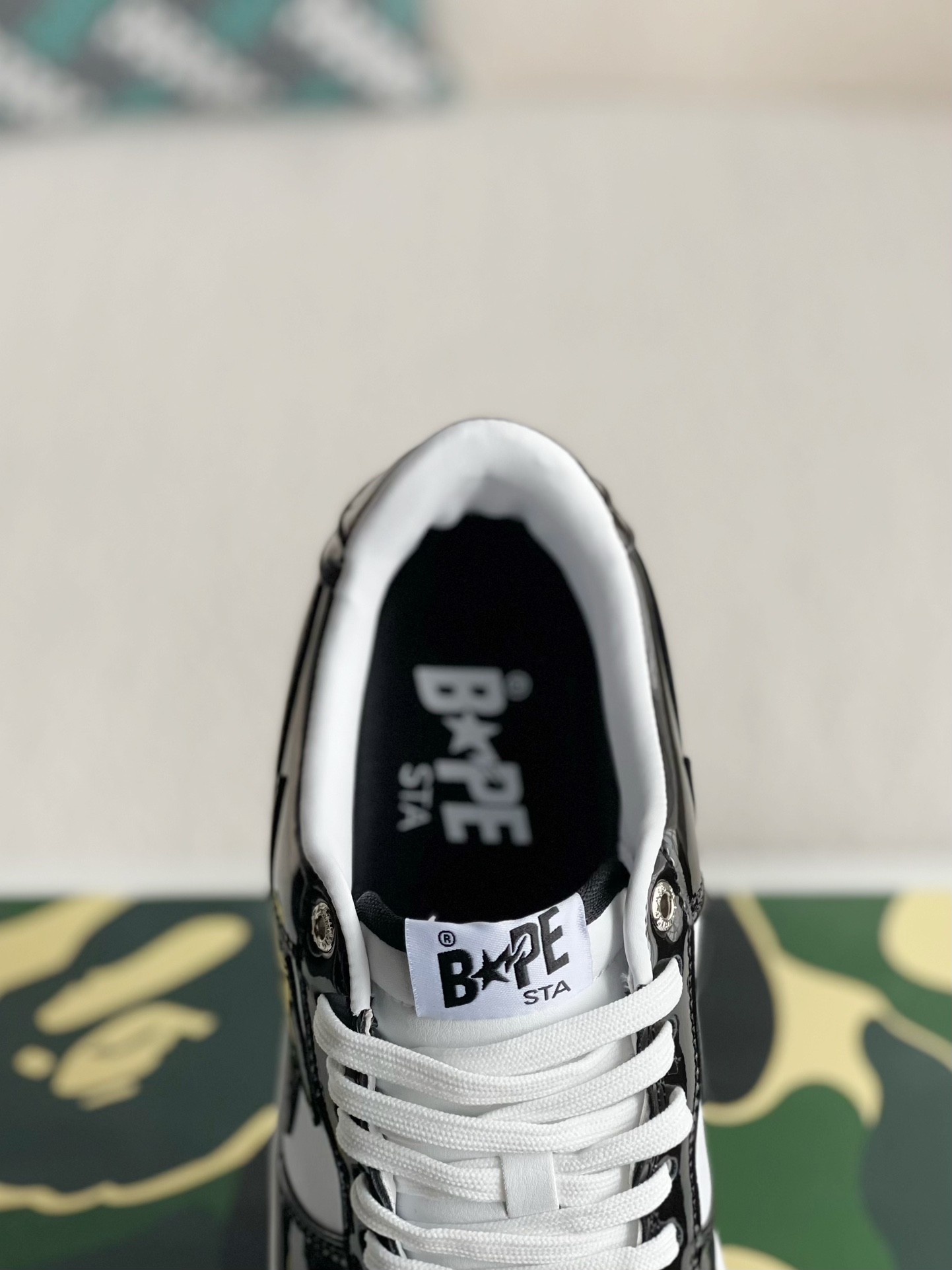 A BATHING APE Mens BAPE STA LOW SNEAKER