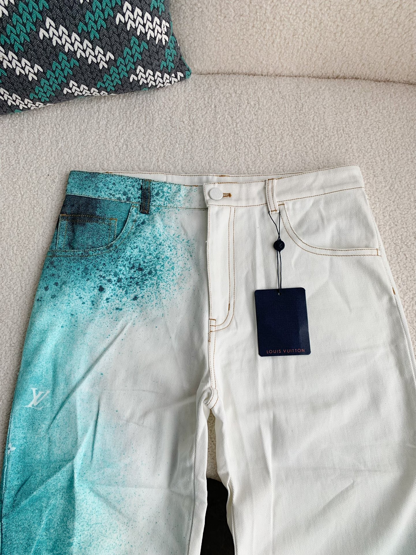 Louis Vuitton  Costumes