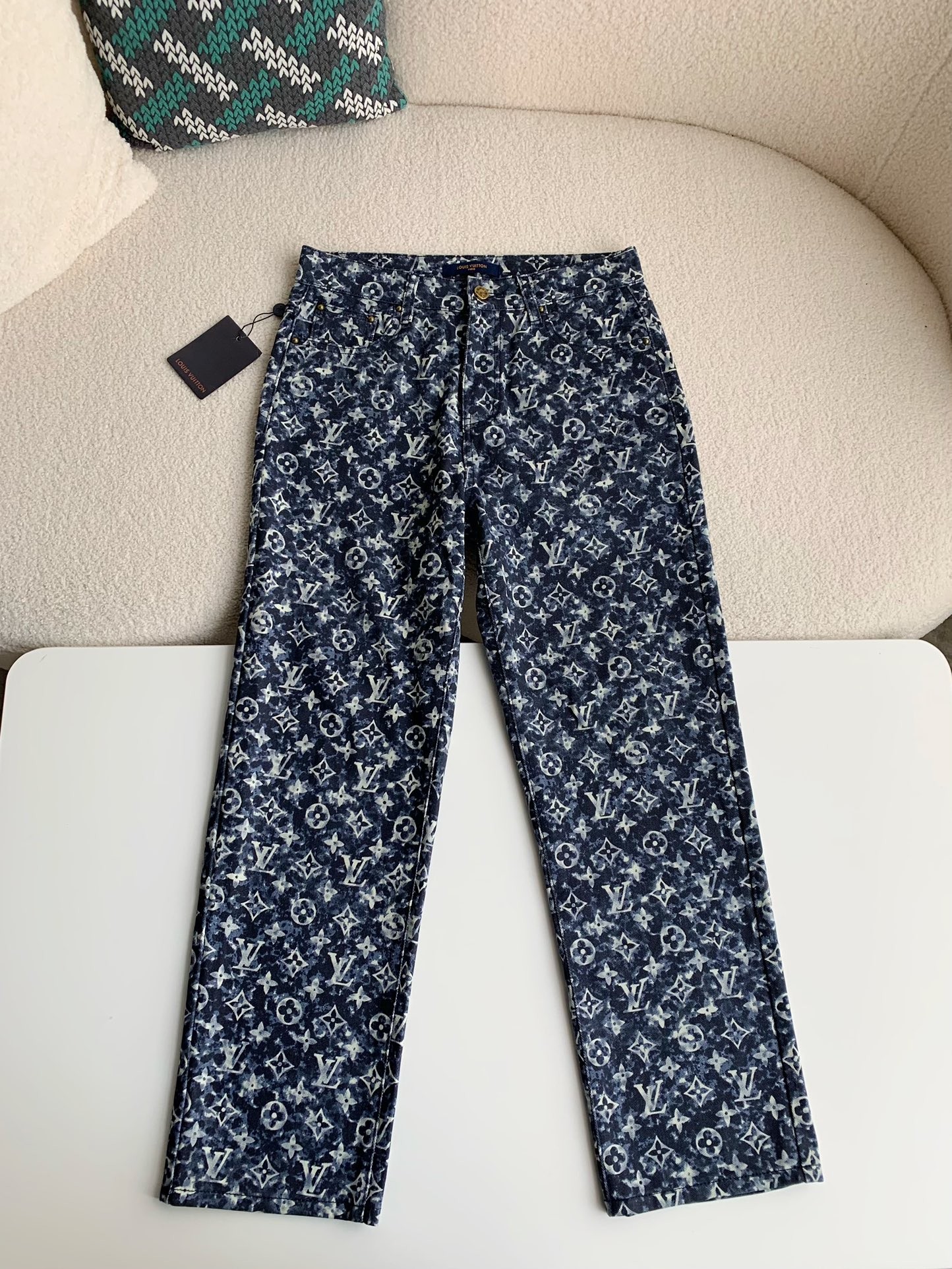 Louis Vuitton costumes Jeans