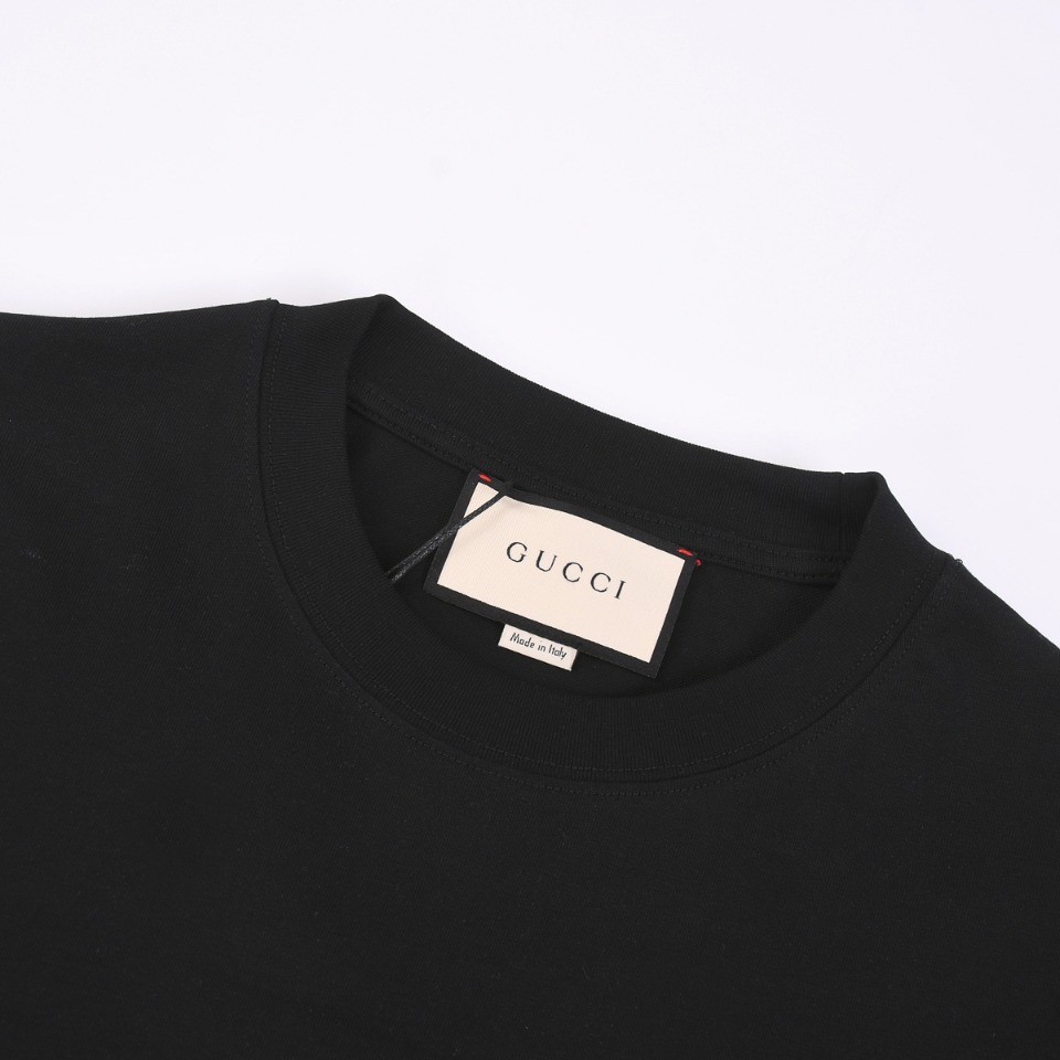 Gucci  Tshirt