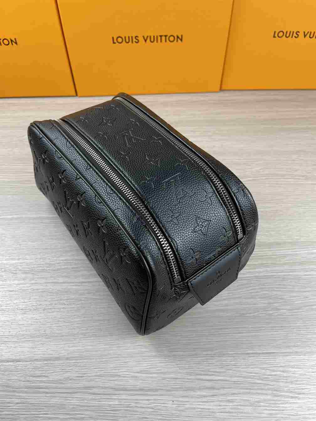 Louis Vuitton DOPP KIT TOILET POUCH replica