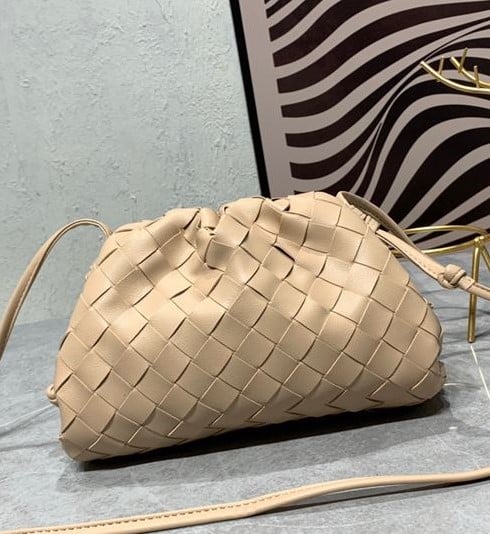 Bottega Veneta Intrecciato Mini Pouch replica