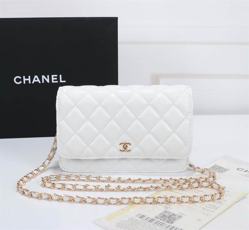 Chanel Wallet On Chain replica