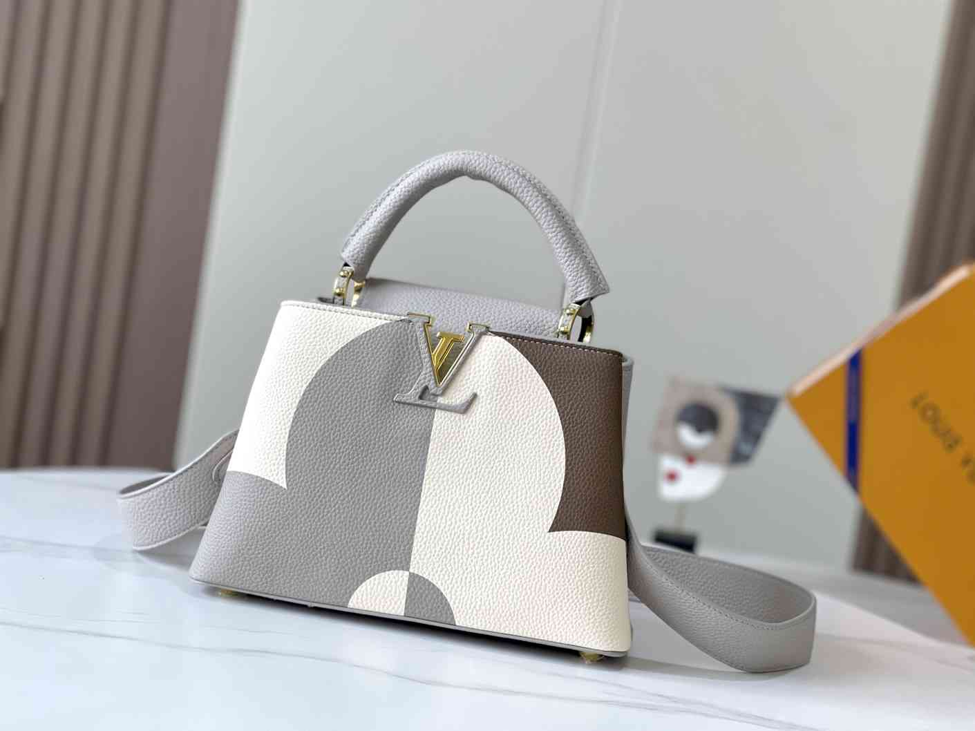 Louis Vuitton Capucines BB Monogram Flower replica