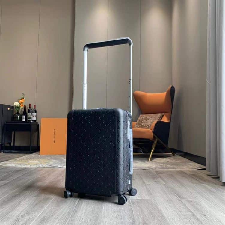Louis Vuitton HORIZON 55 Suitcase replica