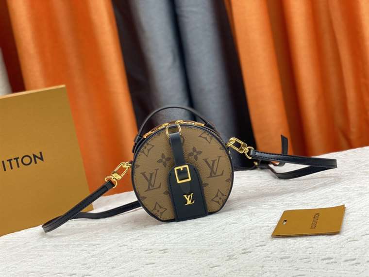 Louis Vuitton MINI BOTE CHAPEAU replica