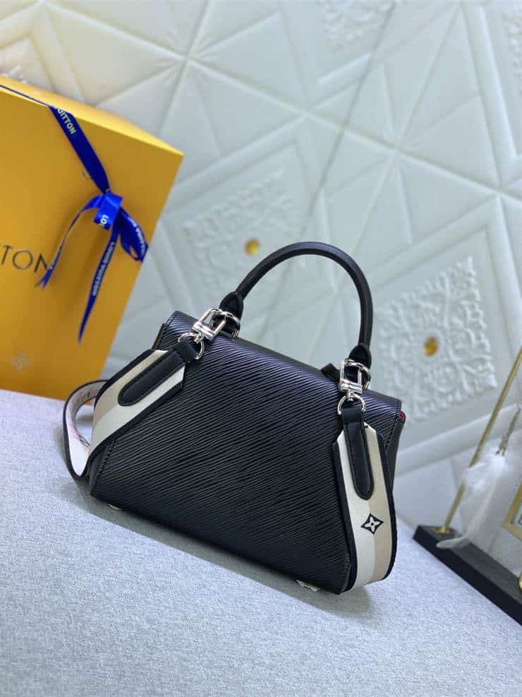 Louis Vuitton Cluny BB replica