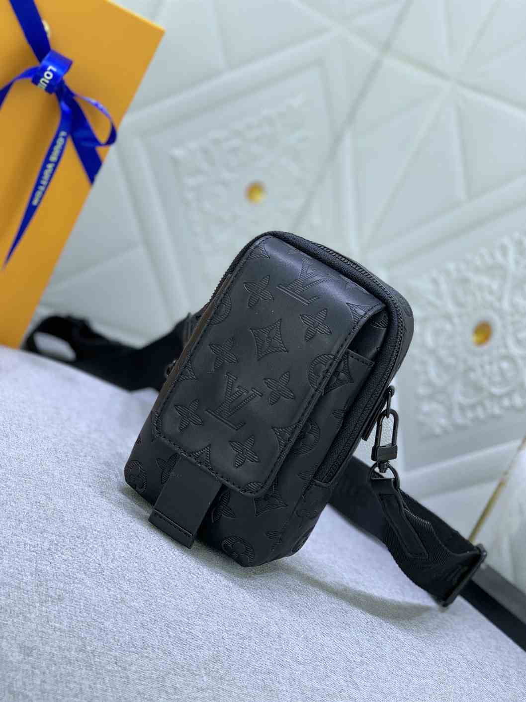 Louis Vuitton DOUBLE PHONE POUCH NM replica