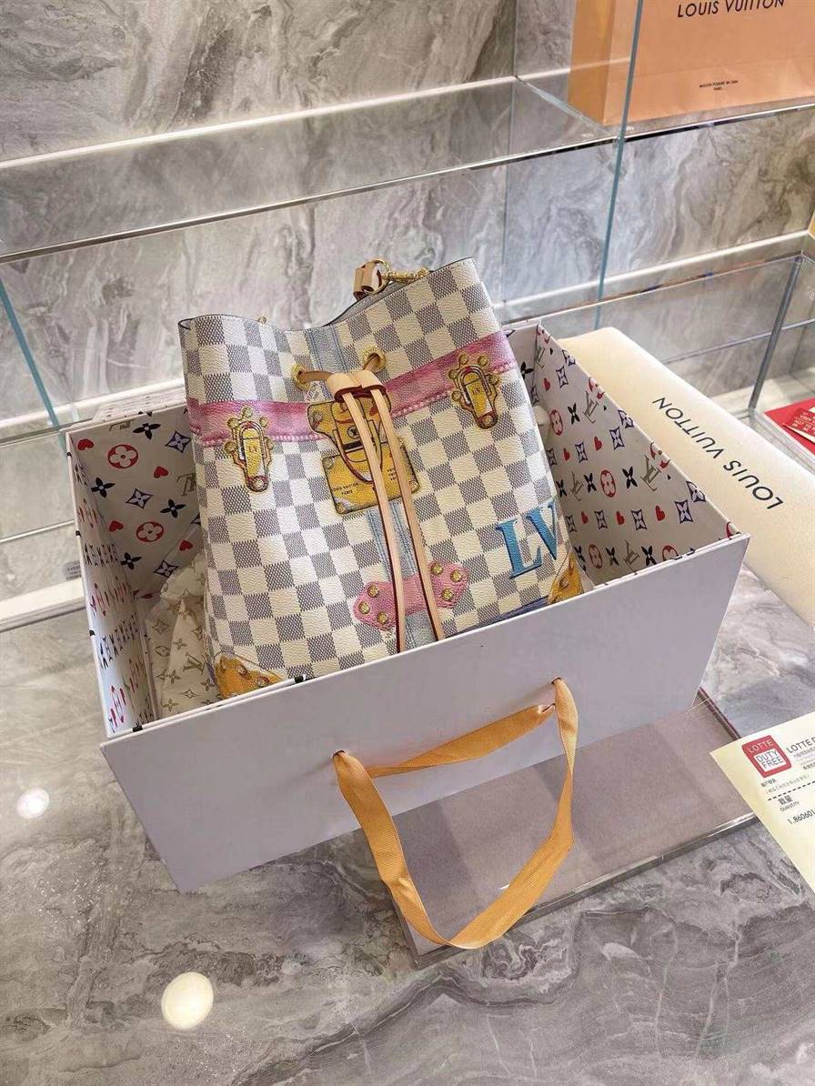 Louis Vuitton NeoNoe Summer Trunk Collection replica