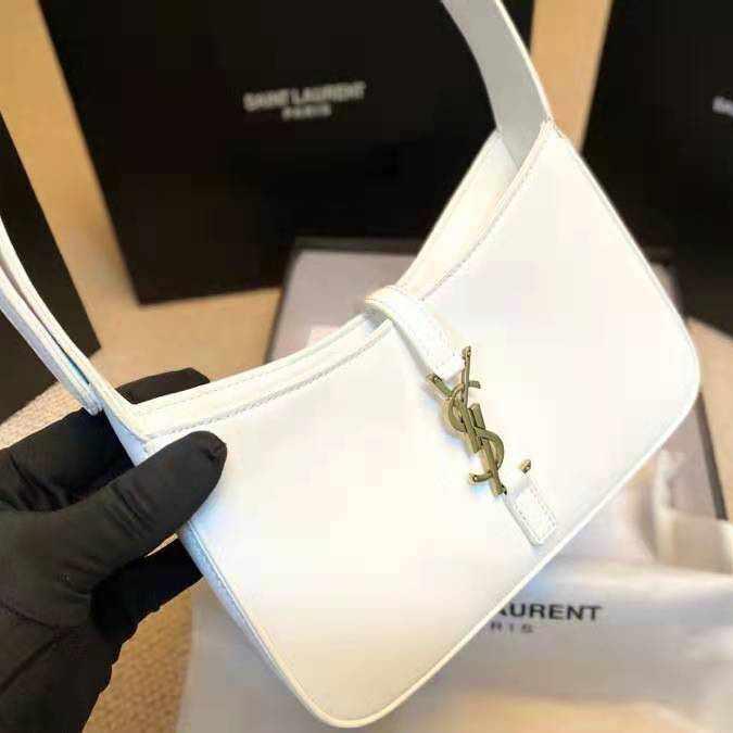 YSL LE 5  7 HOBO BAG IN SMOOTH LEATHER replica
