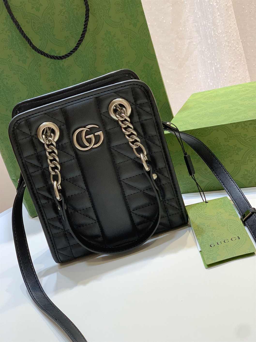Gucci GG Marmont Matelassé Mini Bag replica