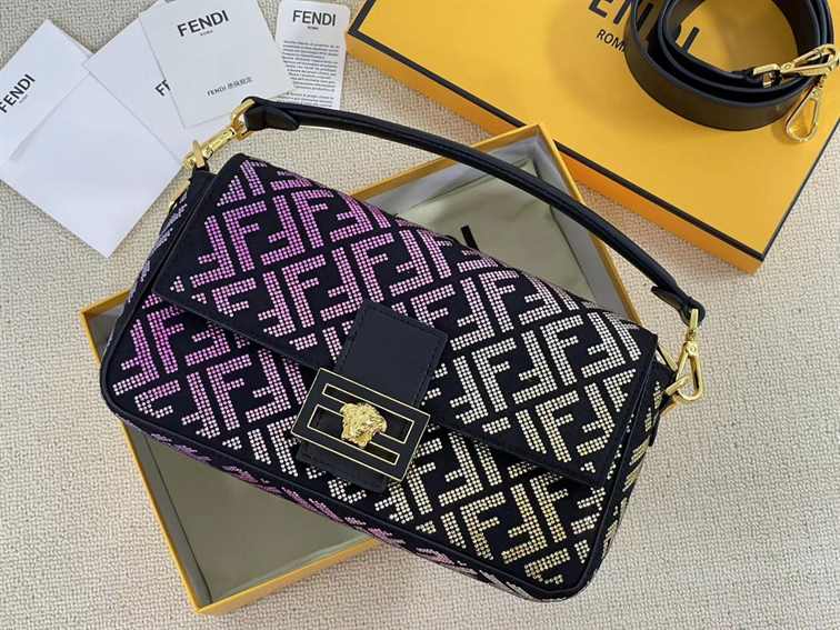 FENDACE BAGUETTE SHOULDER BAG replica