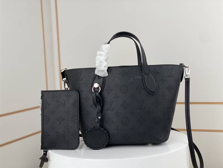 Louis Vuitton Blossom PM   Original replica