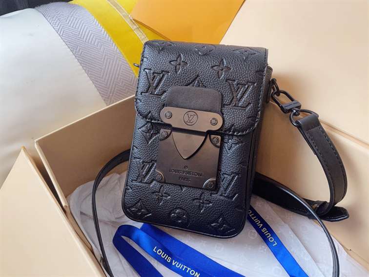 Louis Vuitton S-Lock Vertical wallet Taurillon Monogram replica