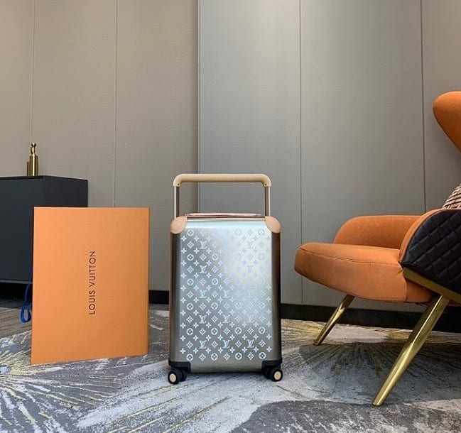 Louis Vuitton HORIZON 55 TITANE Suitcase replica