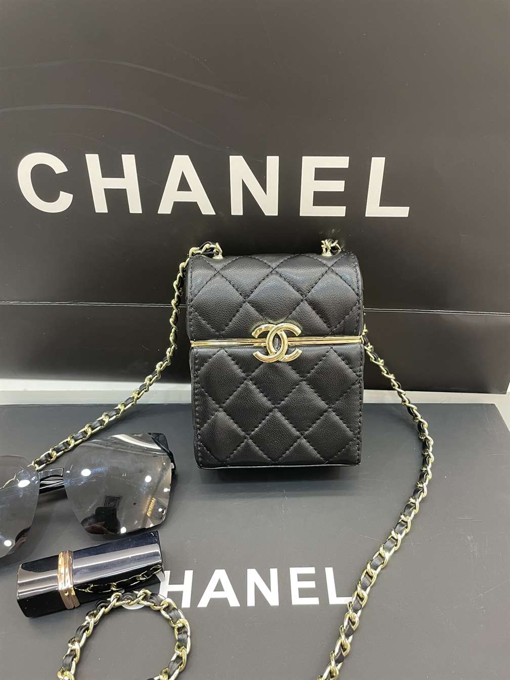Chanel Small Box With Chain replica