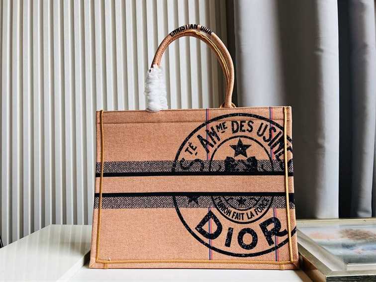 Dior LARGE BOOK TOTE Beige Jute replica