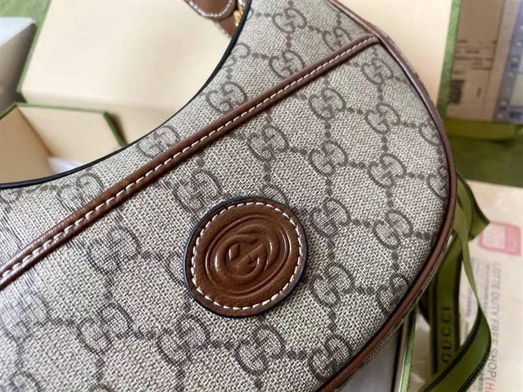 Gucci Half-moon-shaped mini bag replica