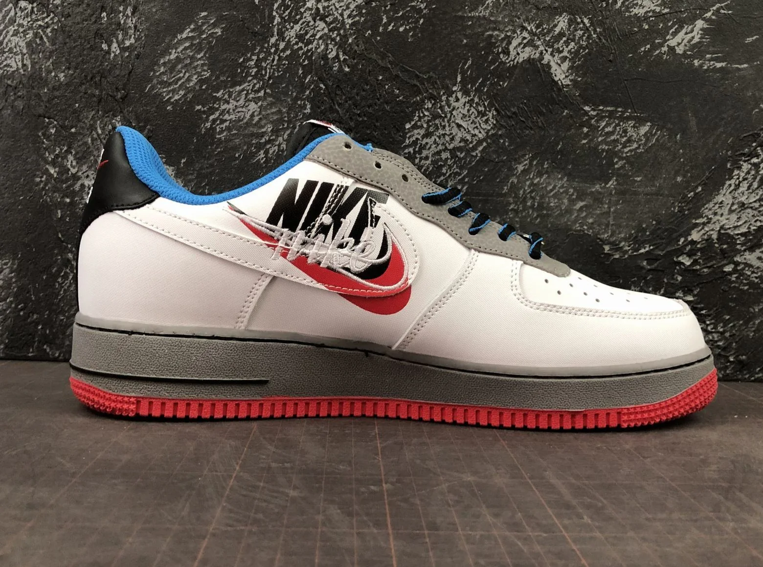 Réplica AIR FORCE 1 TOP Nike Sneaker