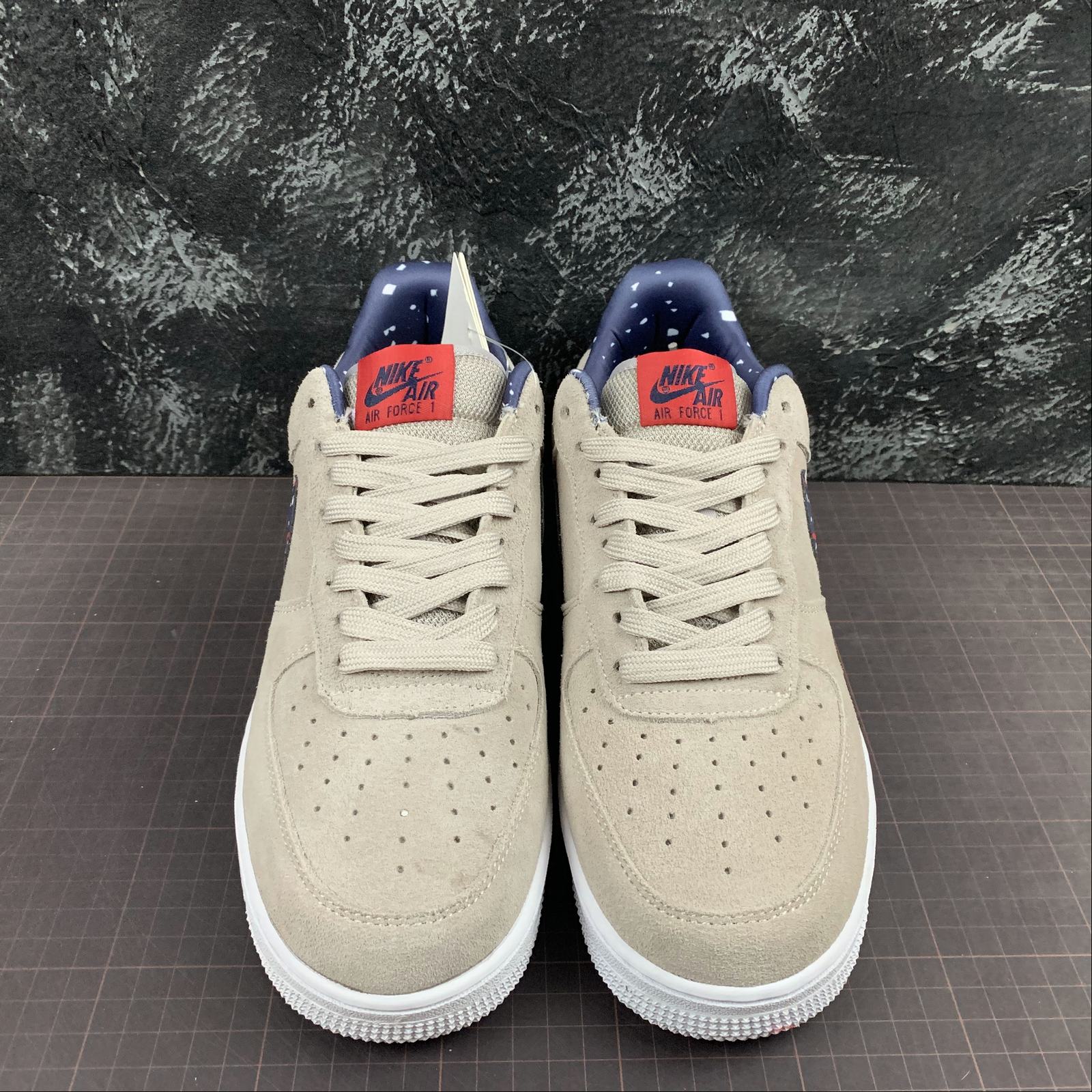 Réplica AIR FORCE 1 NASA Nike Sneaker