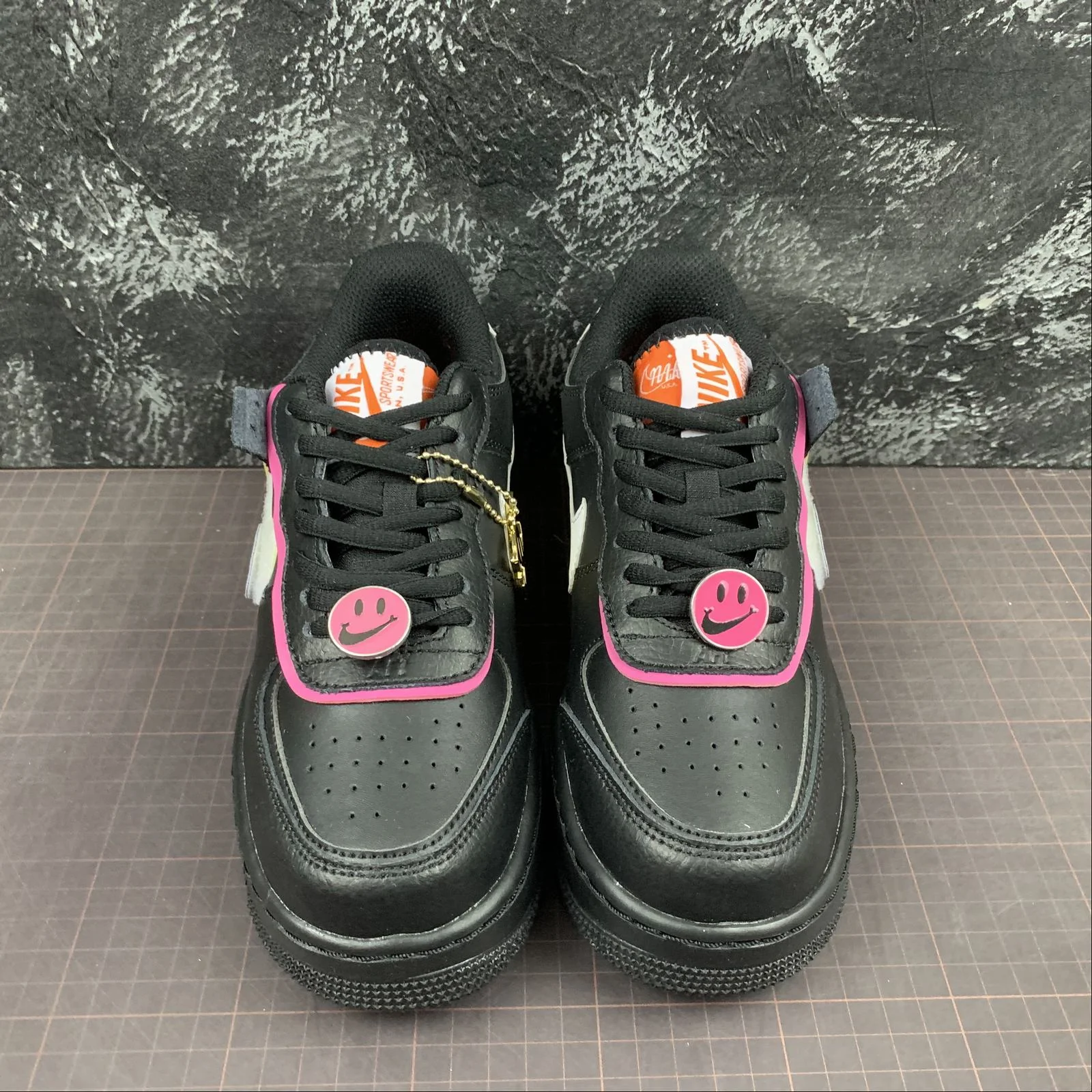 Réplica AIR FORCE 1 BLACK PINK Nike Sneaker