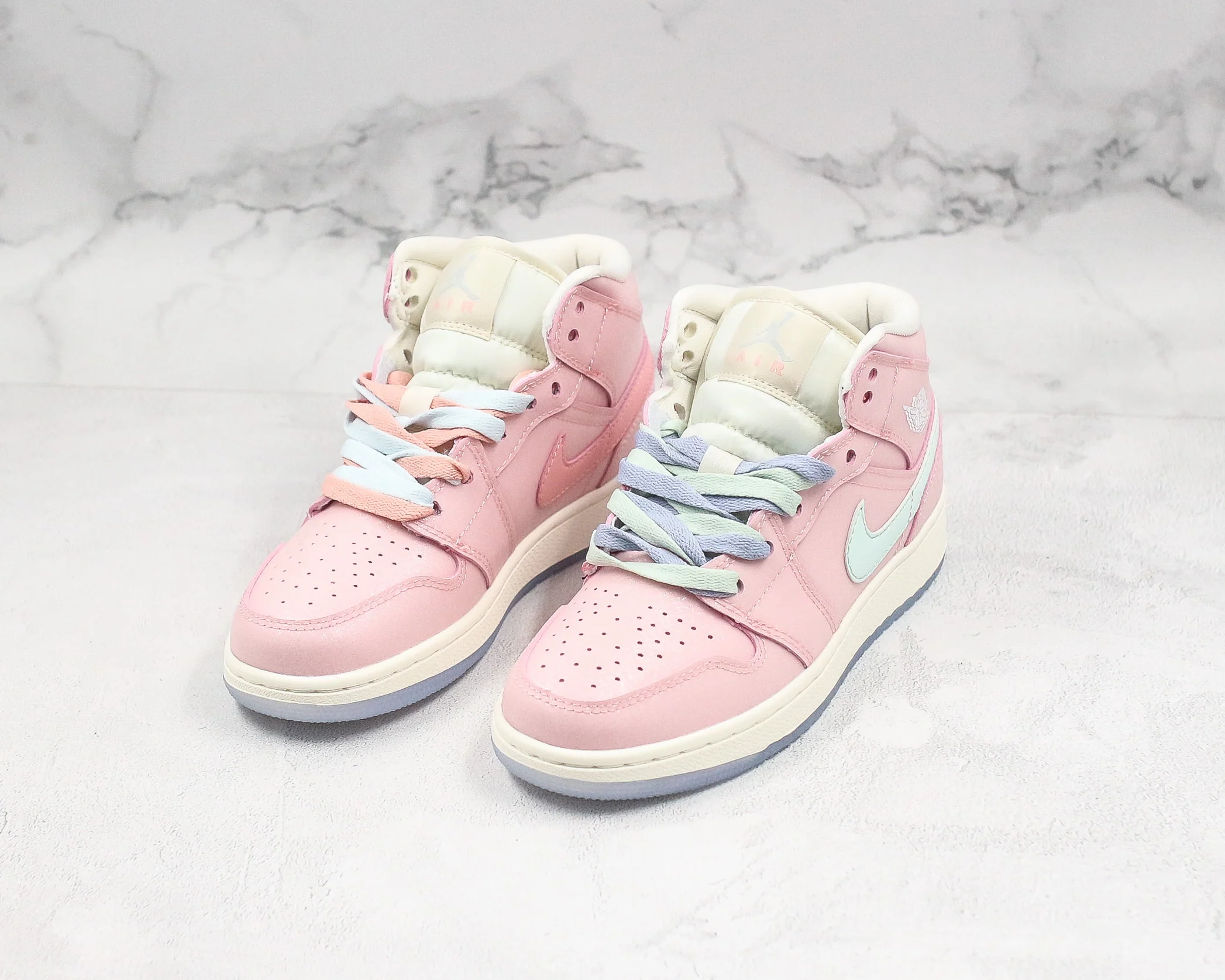 Réplica AIR JORDAN 1 mid Sneaker