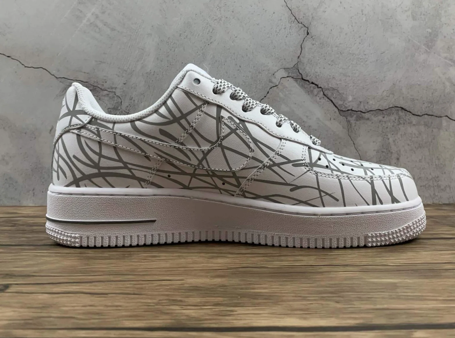 Réplica AIR FORCE 1 ARACNOID REFLECTIVE Nike Sneaker