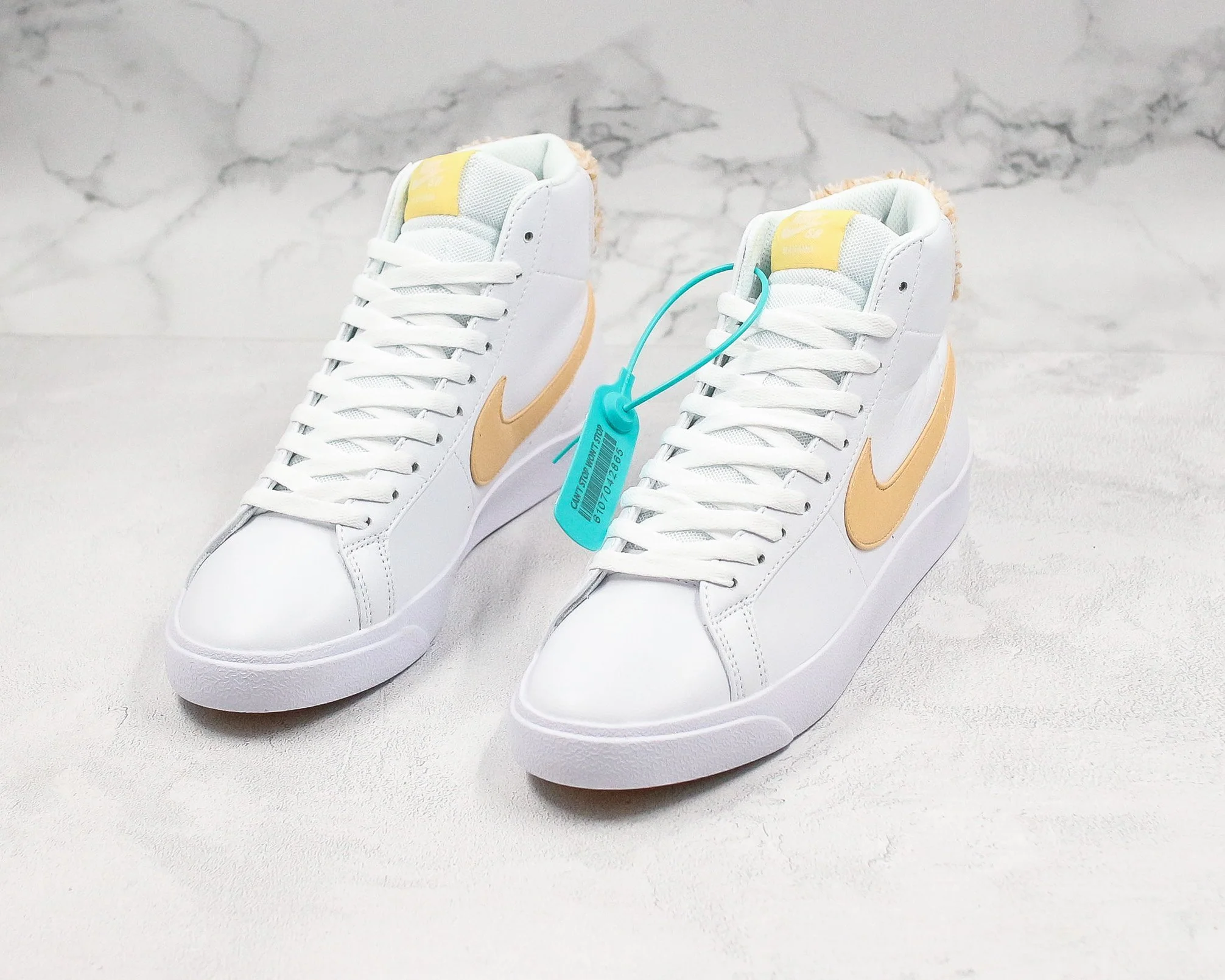 Nike Sneaker Réplica  BLAZER MID
