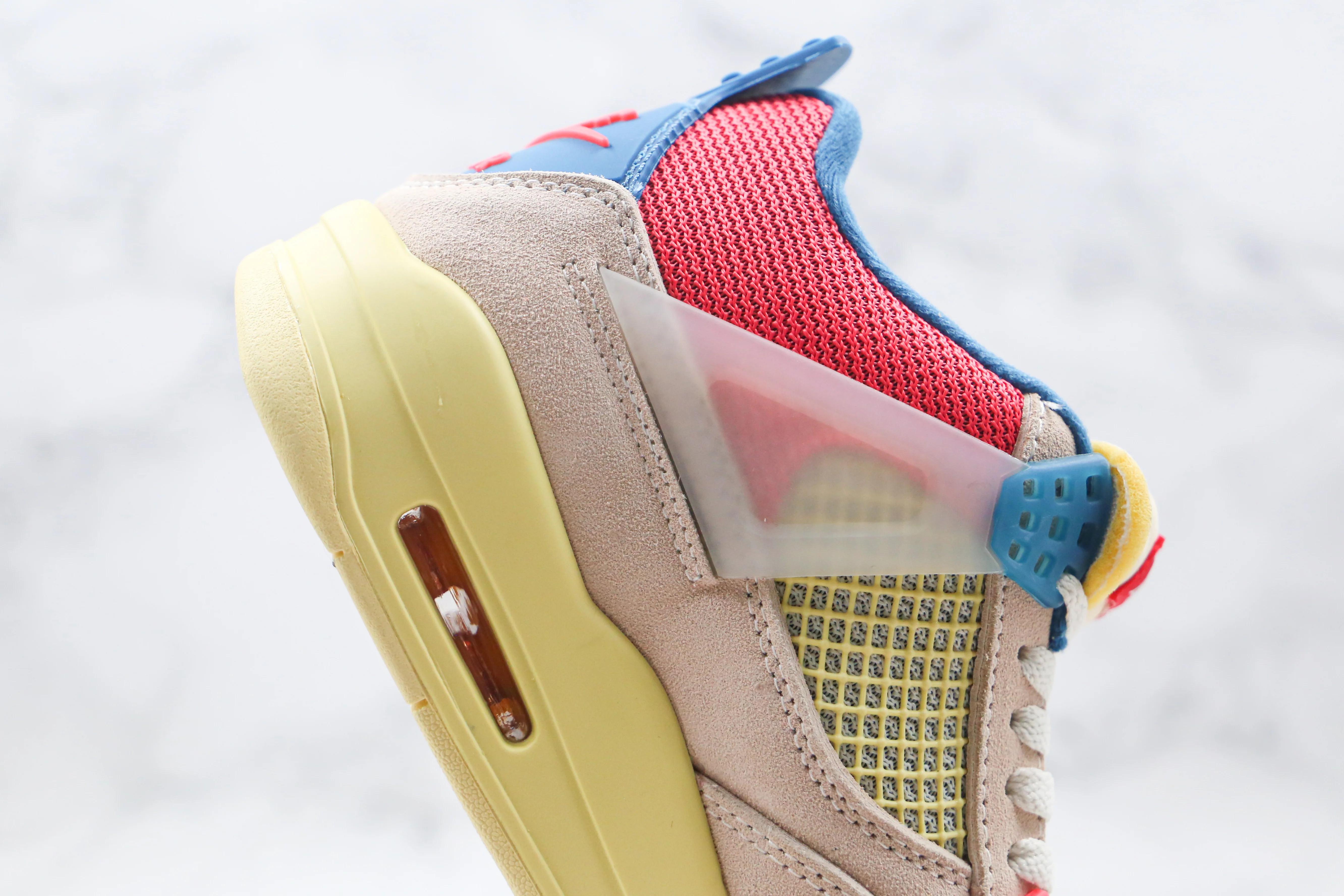 Réplica AIR JORDAN 4 “unión Guava Ice Nike Sneaker
