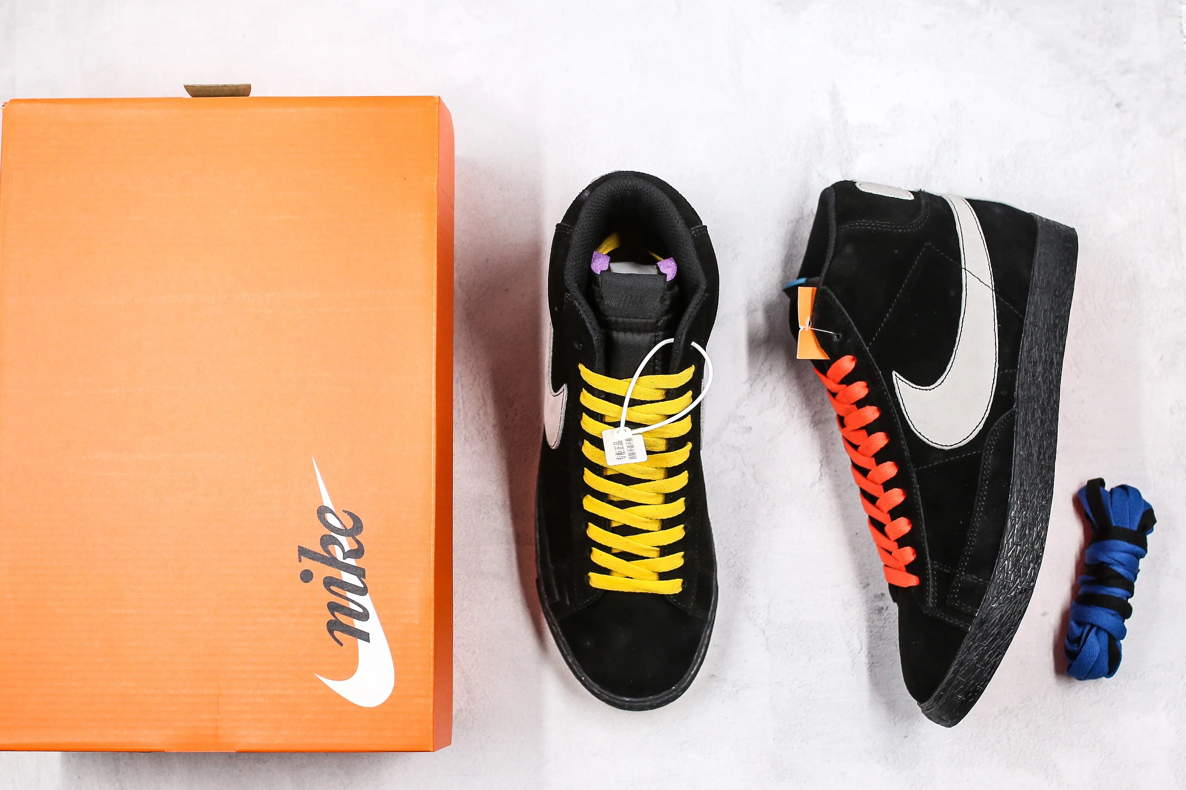 Nike Sneaker Réplica  BLAZER MID