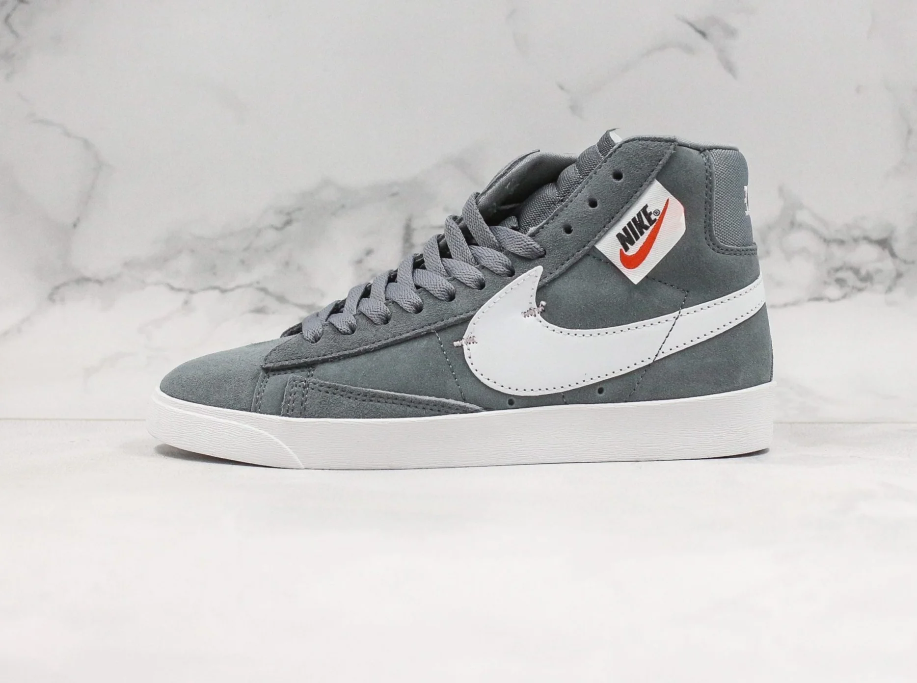 Nike Sneaker Réplica  BLAZER MID