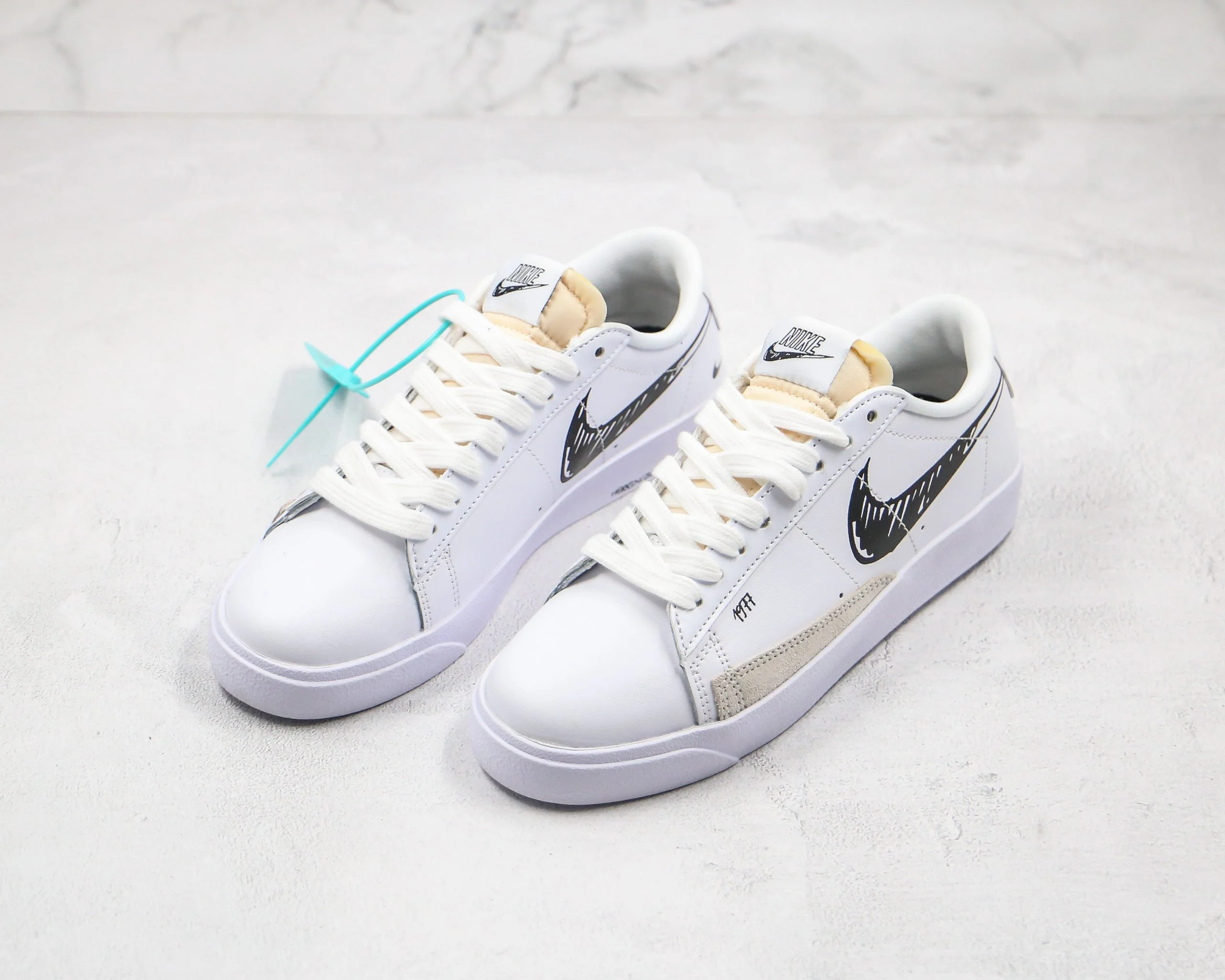 Nike Sneaker Réplica  BLAZER LOW