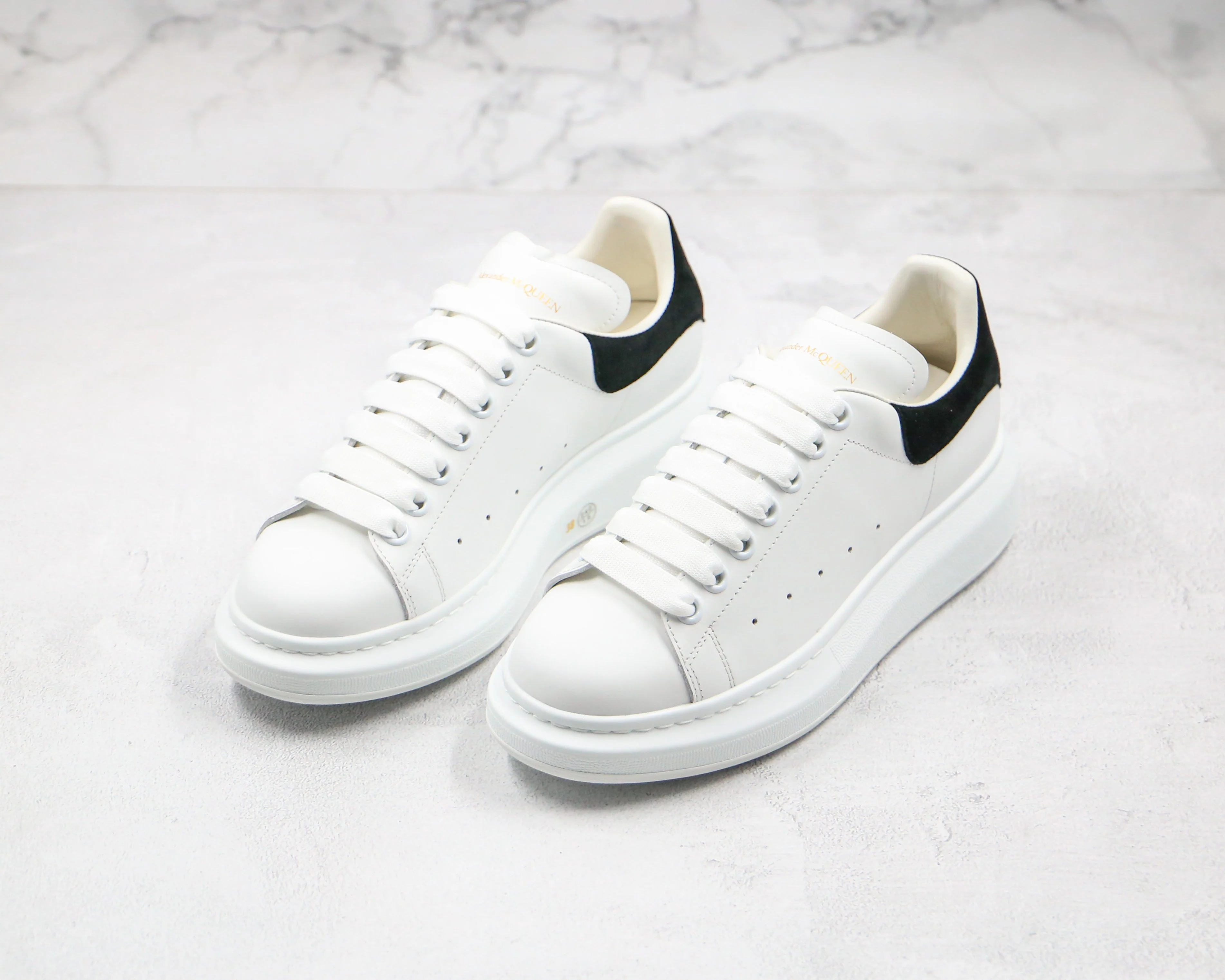 Réplica MCQUEEN OVERSIZED SNEAKER