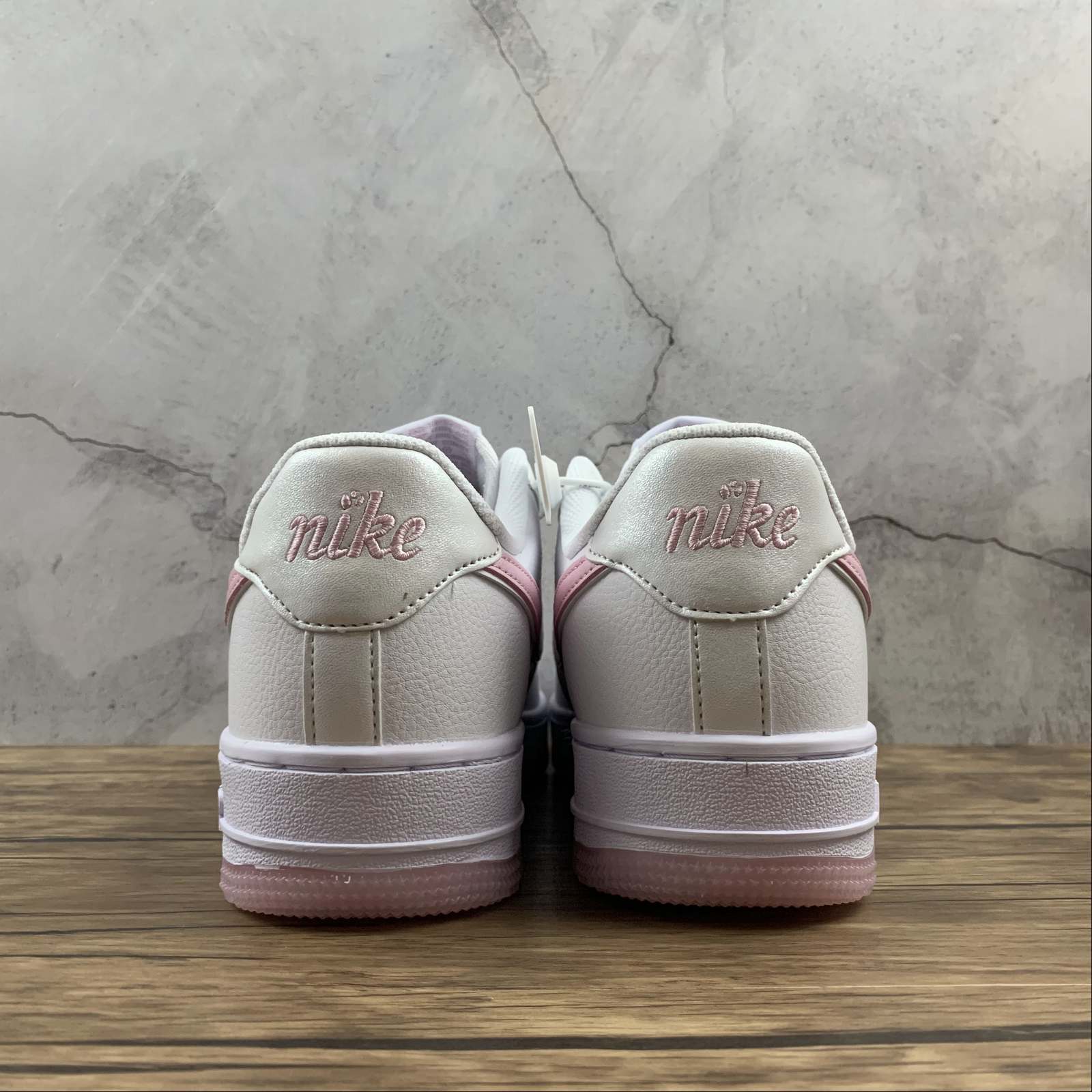 Réplica AIR FORCE 1 MYSTICAL PINK Nike Sneaker