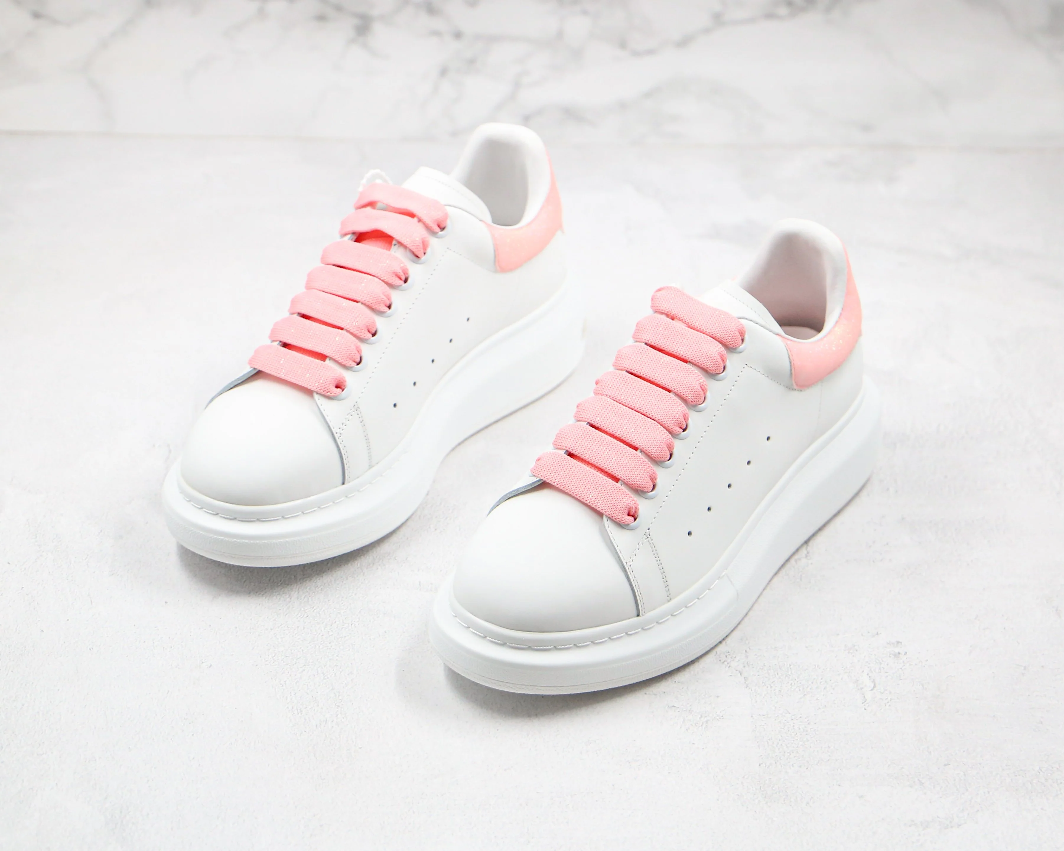 Réplica MCQUEEN OVERSIZED SNEAKER