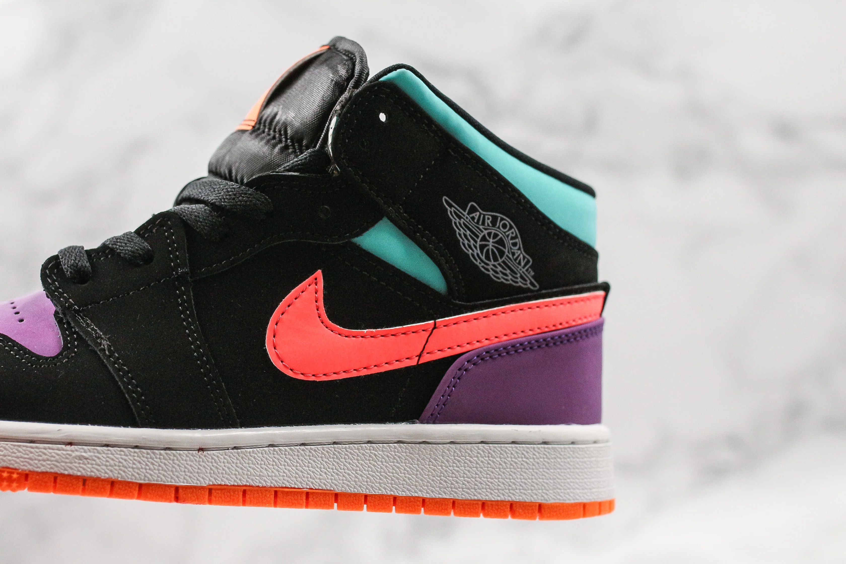 Réplica AIR JORDAN 1 Mid Sneaker