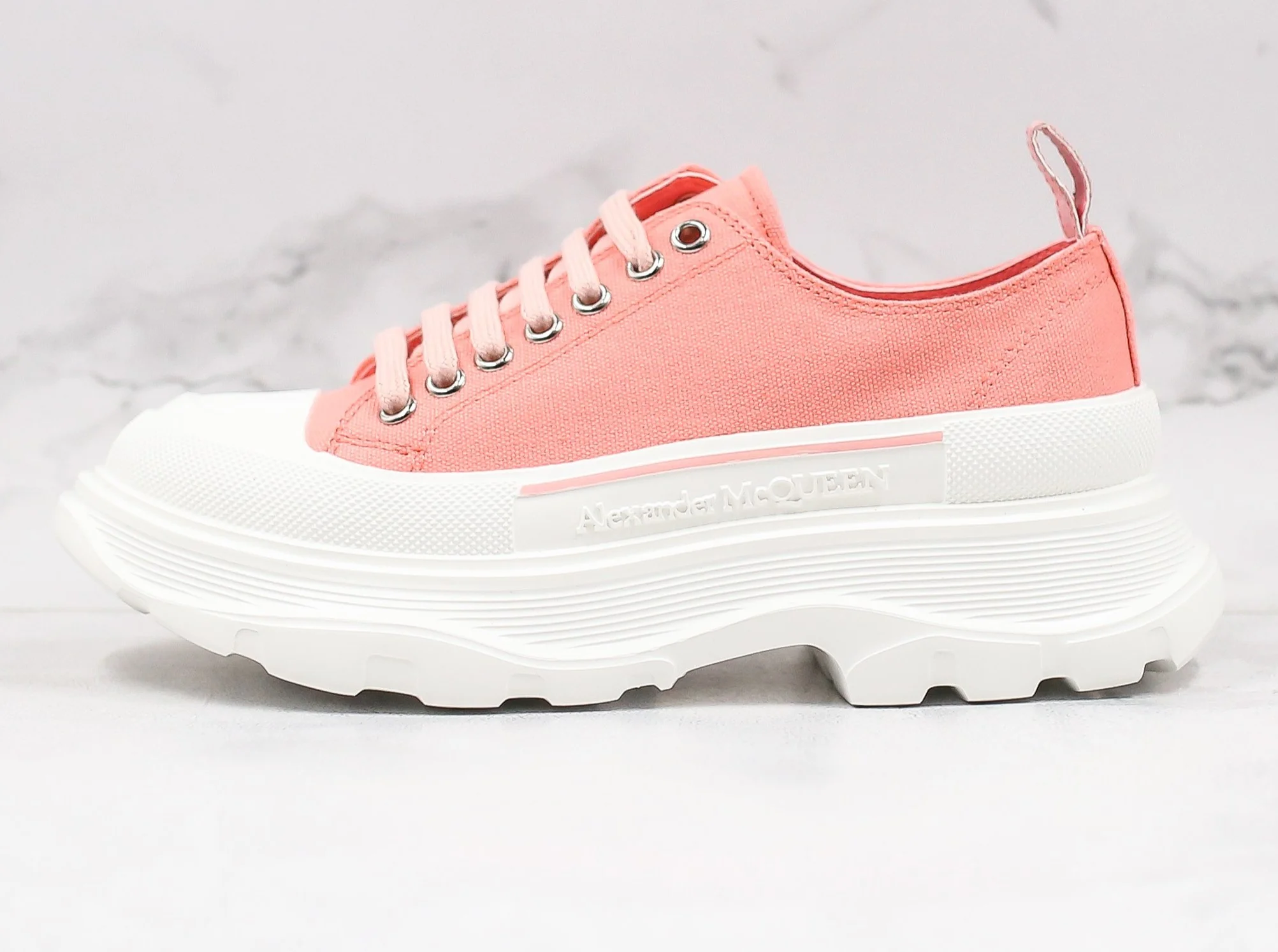 Réplica MCQUEEN TREAD SLICK LACE UP