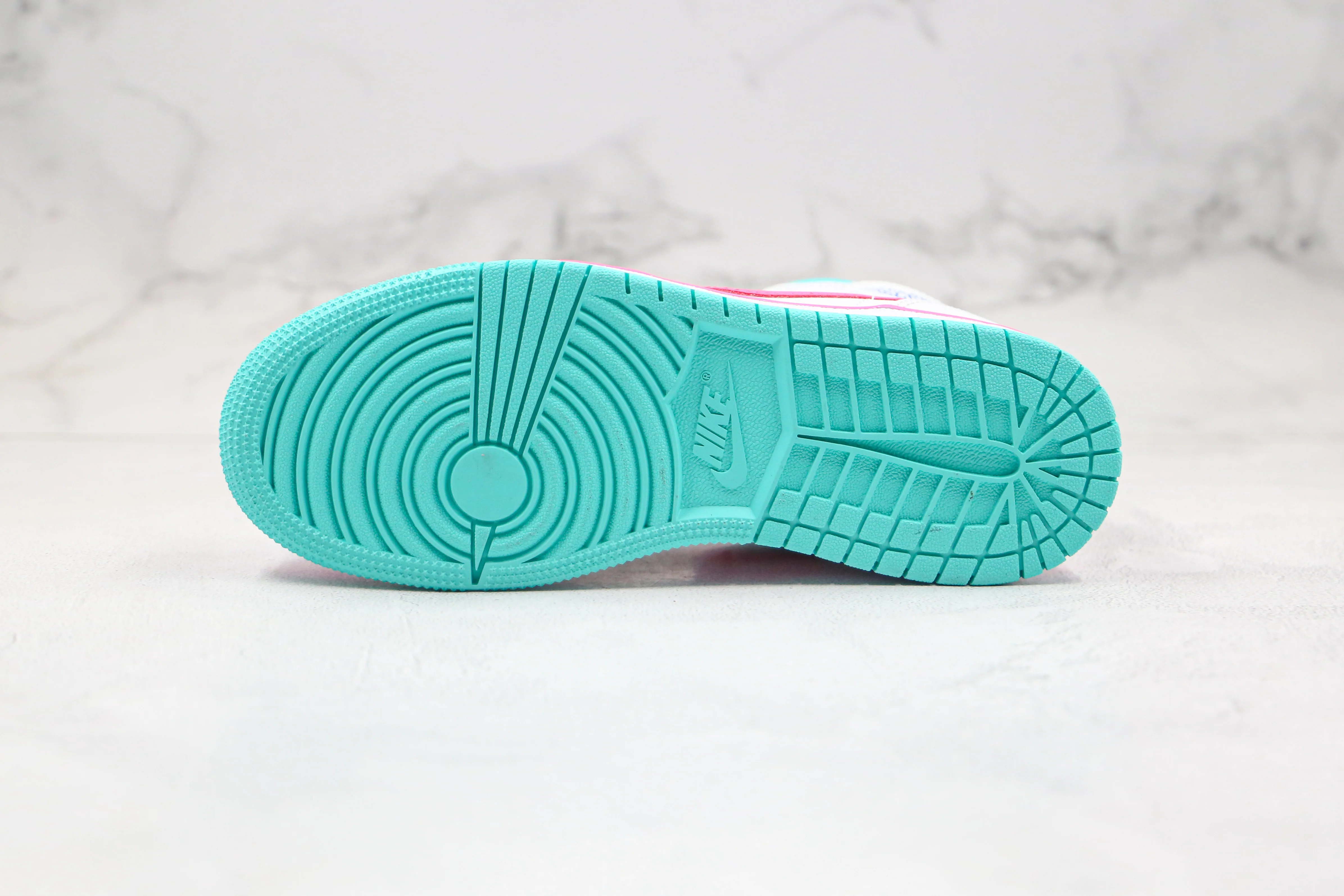 Réplica AIR JORDAN 1 Mid Sneaker