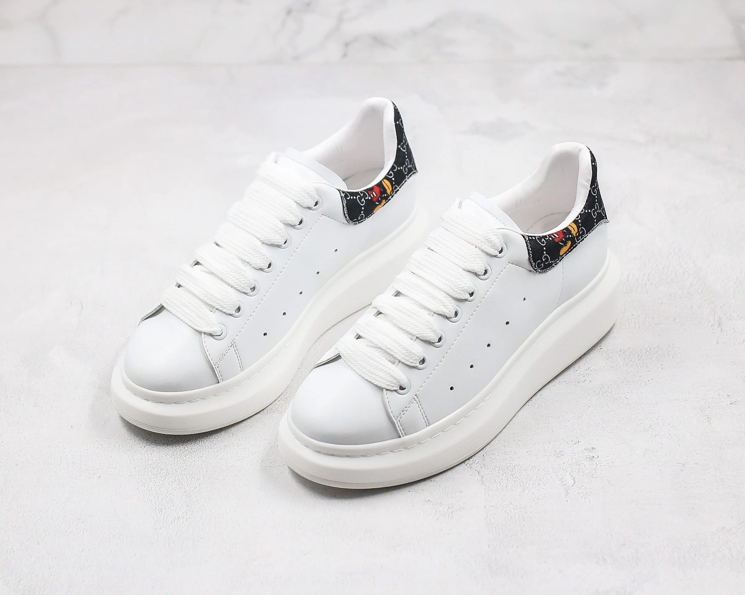 Réplica MCQUEEN OVERSIZED SNEAKER